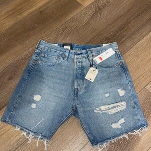 Women’s Levi shorts